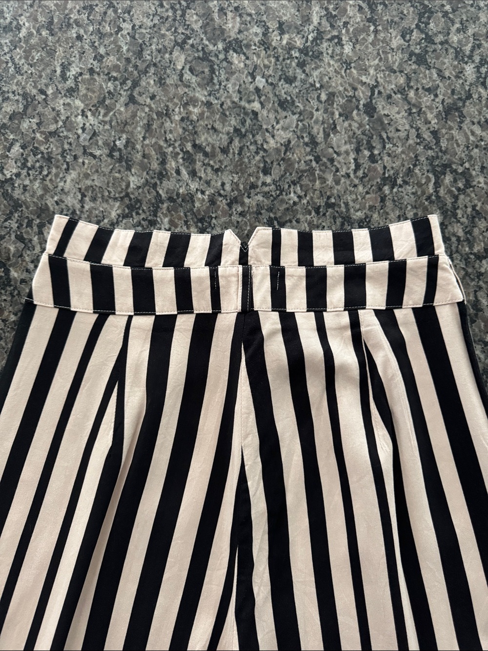 Unique 21 Black & Cream Wide Leg Pants - Picture 2 of 3